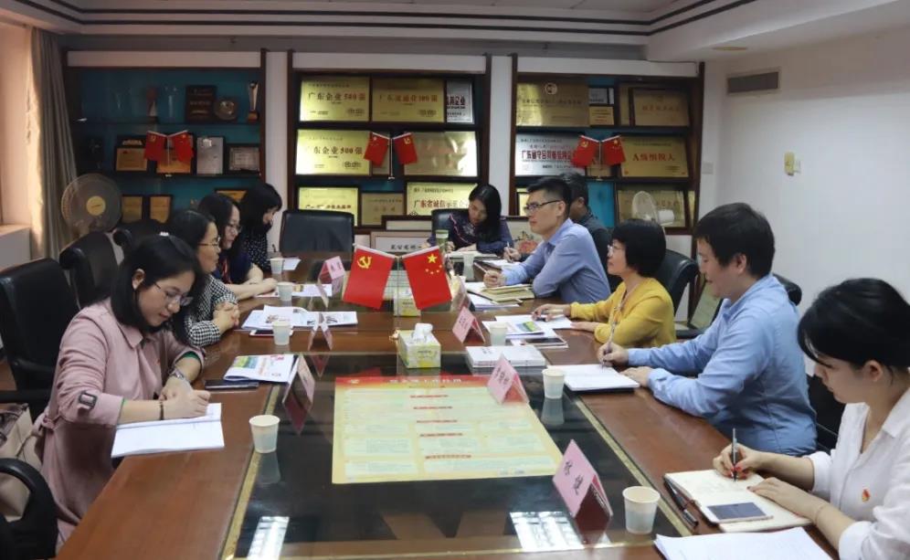 【“五四青年谈”系列报道之五】逆境寻机 外贸先锋的破局“组合拳” ——记省外贸开发业务四部经理李福建 【“五四青年谈”系列报道之五】逆境寻机 外贸先锋的破局“组合拳” ——记省外贸开发业务四部经理李福建