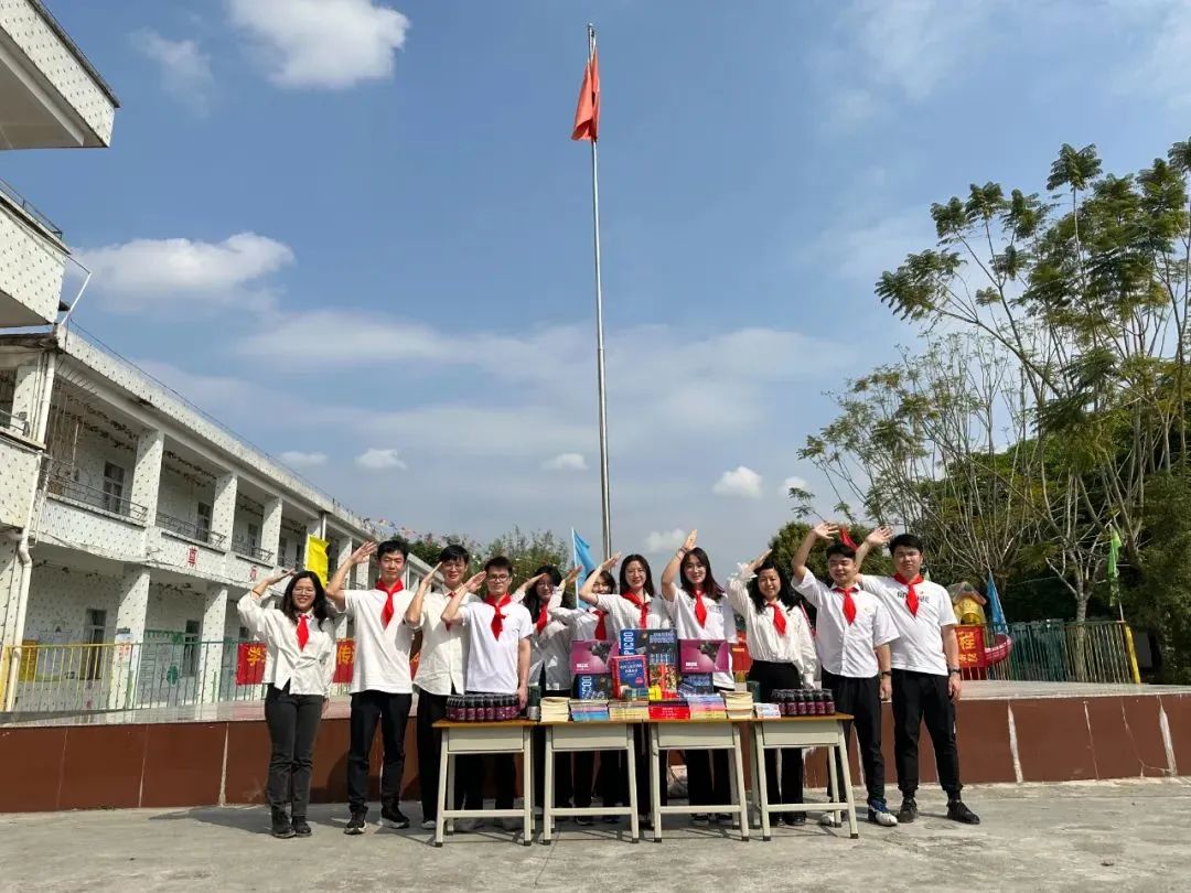 tapplay集团所属丝纺集团开展学雷锋主题月系列活动