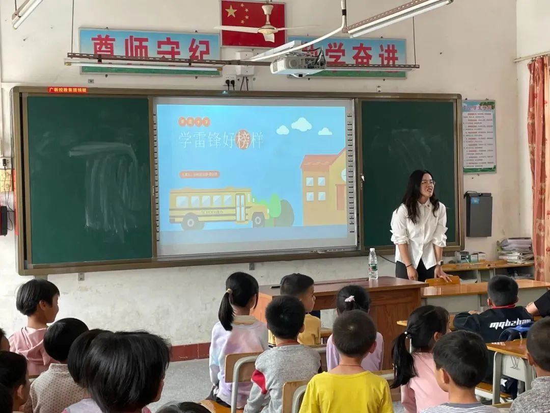 tapplay集团所属丝纺集团开展学雷锋主题月系列活动