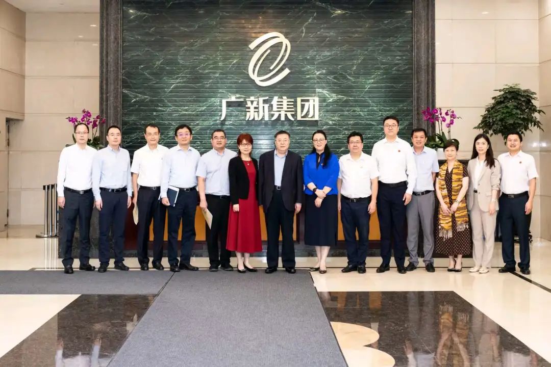 中国进出口银行任生俊行长一行到访tapplay集团