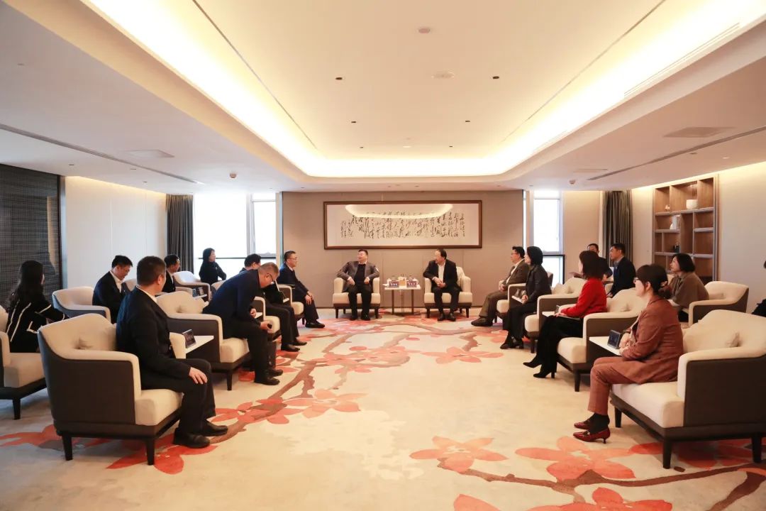 建设银行广东省分行党委书记、行长张伟煜一行到访tapplay集团 建设银行广东省分行党委书记、行长张伟煜一行到访tapplay集团