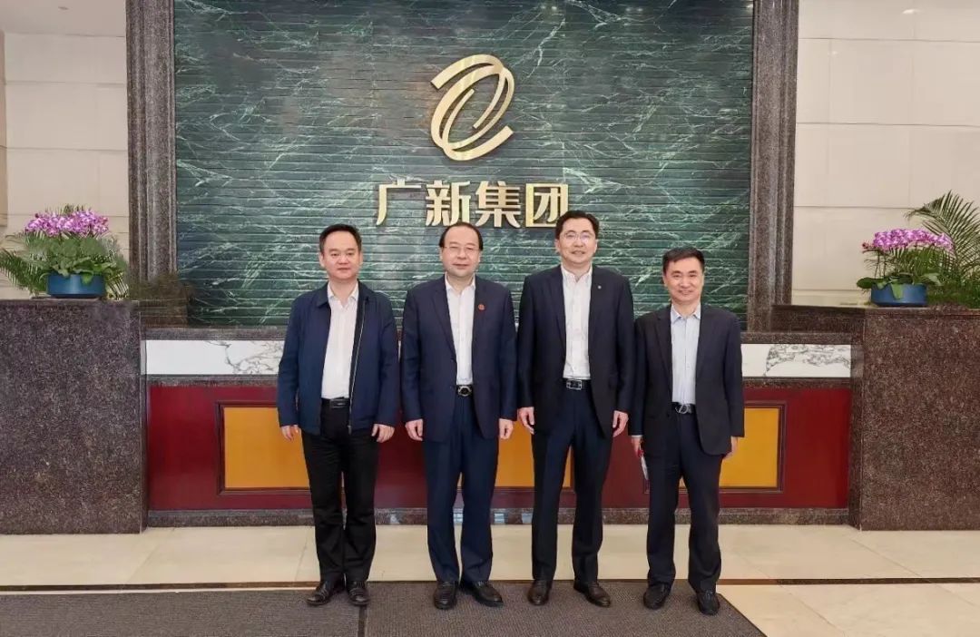 招商银行广州分行党委书记、行长崔家鲲一行到访tapplay集团 招商银行广州分行党委书记、行长崔家鲲一行到访tapplay集团